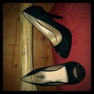 Charlotte Russe 5in black pumps